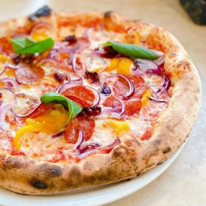 Pizza Calabrese