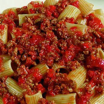 Maccheroncini al ragù