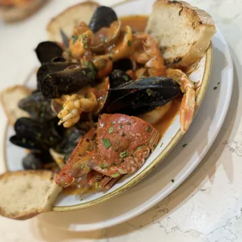 Peppered mussels